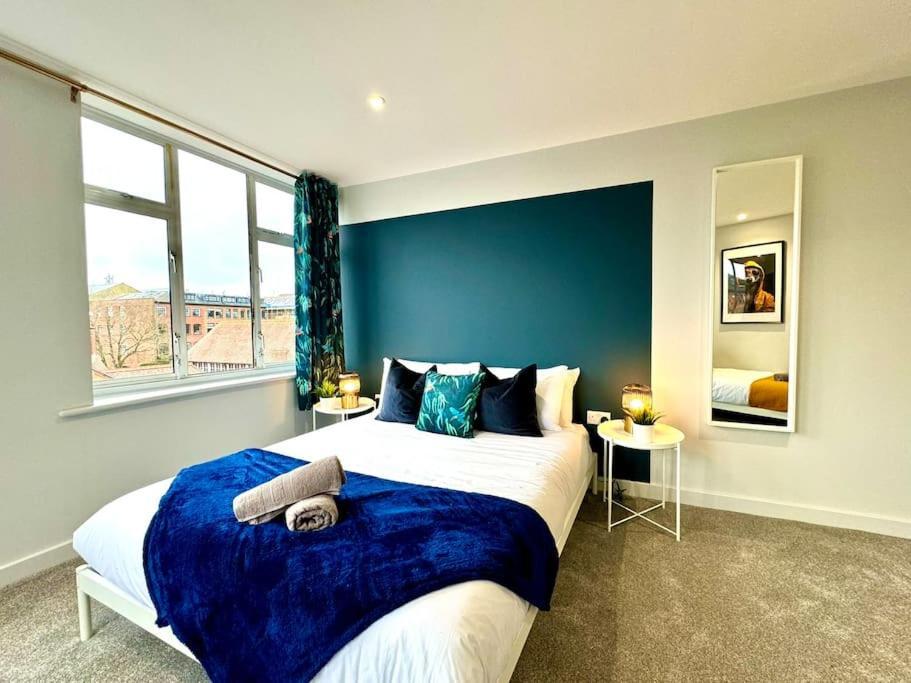Bournemouth Getaway: 3Br Apartment Near Beach Экстерьер фото