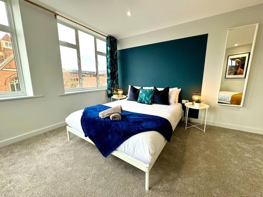 Bournemouth Getaway: 3Br Apartment Near Beach Экстерьер фото